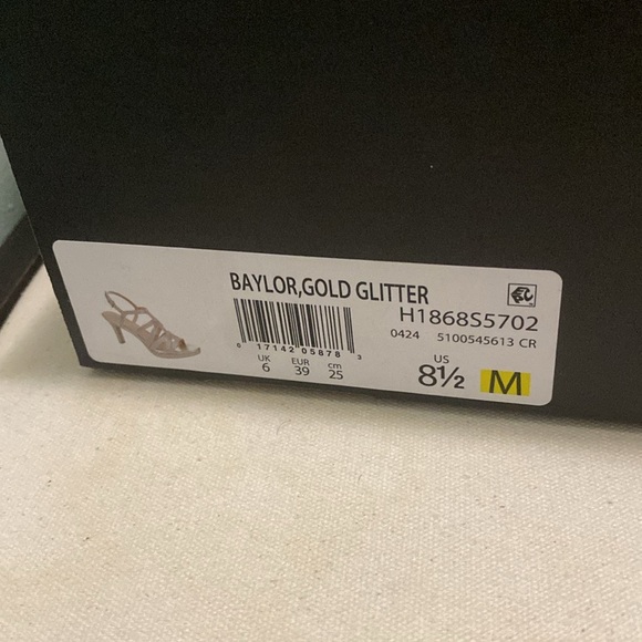 Naturalizer Baylor Gold Sandals. Size 8.5M. New! Price $48, I purchased for $89. - Picture 4 of 6